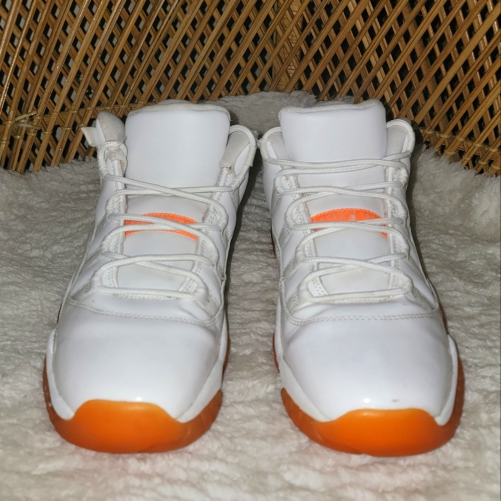 Air Jordan 11 Citrus Retro Low